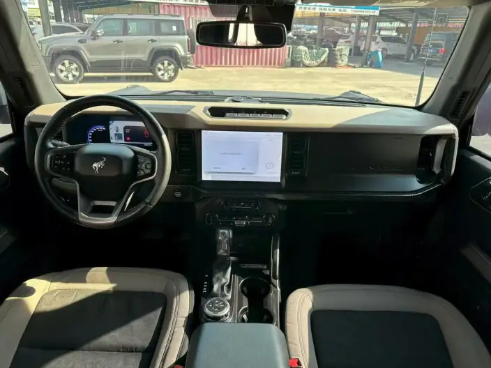 Bronco Overseas 2022 Model 2.7T Automatic 4WD 5 seat Parallel Imported – фото 7