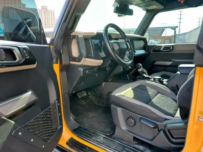 Bronco Overseas 2022 Model 2.7T Automatic 4WD 5 seat Parallel Imported – фото 8