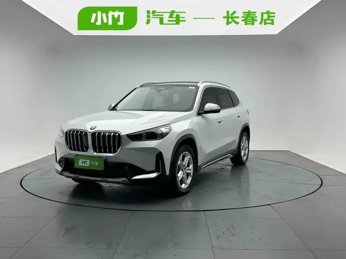 BMW X1 2023 Model sDrive20Li X Design Set – фото 1