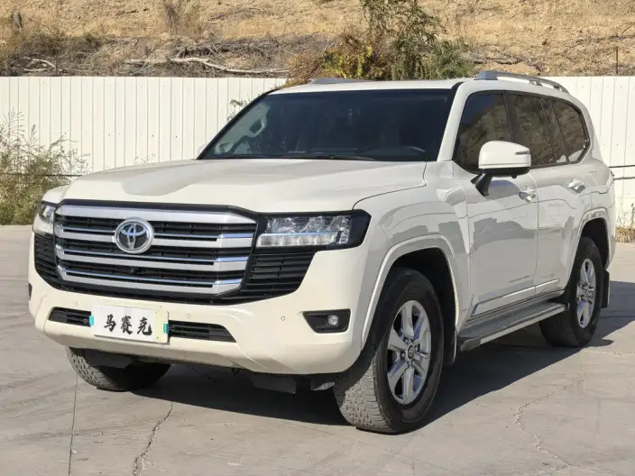 Land Cruiser (import 2023 Model 3.5T Automatic 4WD 7 seat Parallel Imported – фото 1
