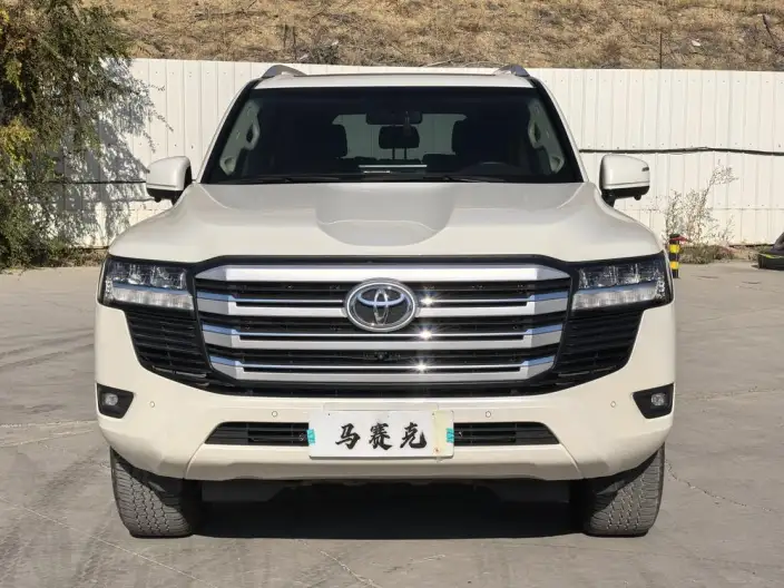 Land Cruiser (import 2023 Model 3.5T Automatic 4WD 7 seat Parallel Imported – фото 2
