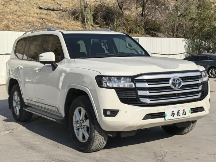Land Cruiser (import 2023 Model 3.5T Automatic 4WD 7 seat Parallel Imported – фото 3