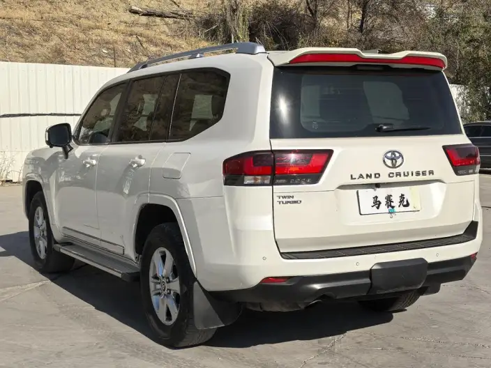 Land Cruiser (import 2023 Model 3.5T Automatic 4WD 7 seat Parallel Imported – фото 4