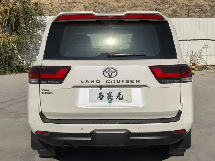 Land Cruiser (import 2023 Model 3.5T Automatic 4WD 7 seat Parallel Imported – фото 5