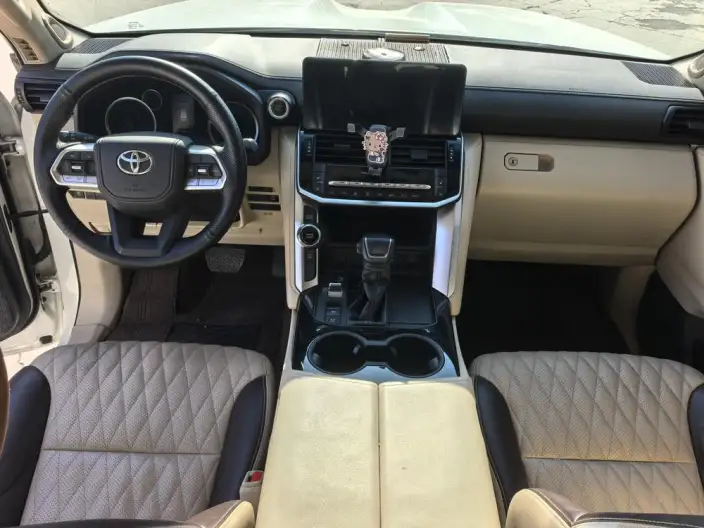 Land Cruiser (import 2023 Model 3.5T Automatic 4WD 7 seat Parallel Imported – фото 7