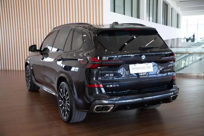 BMW X5 2025 Model xDrive40Li M Sports Night Set – фото 5