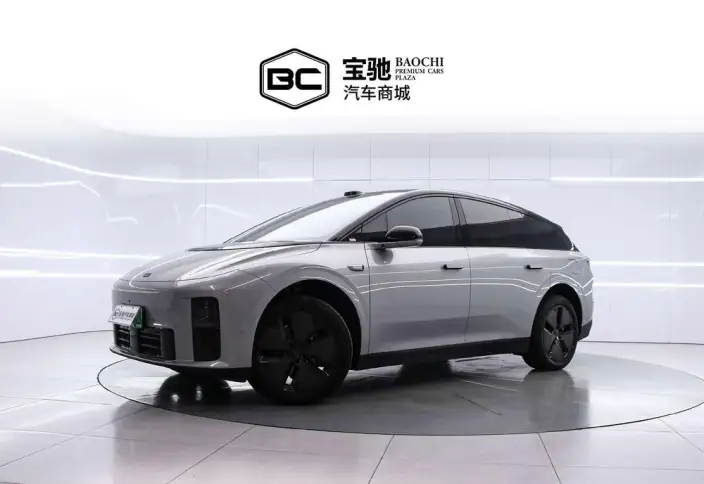Li Auto i6 2025 Model 2WD Standard Edition
