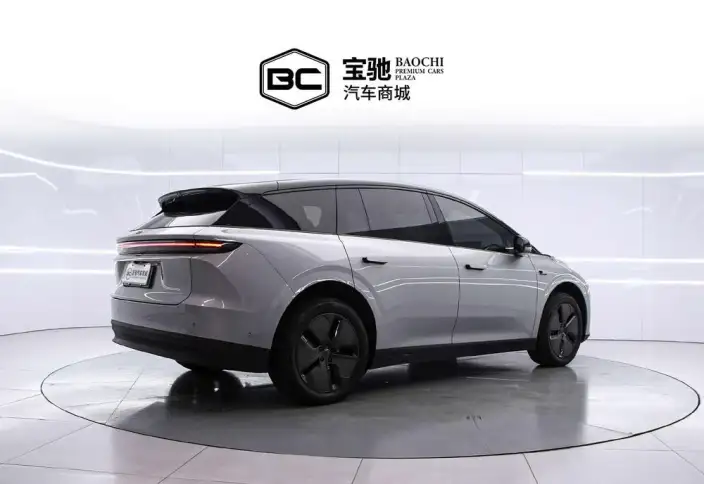 Li Auto i6 2025 Model 2WD Standard Edition