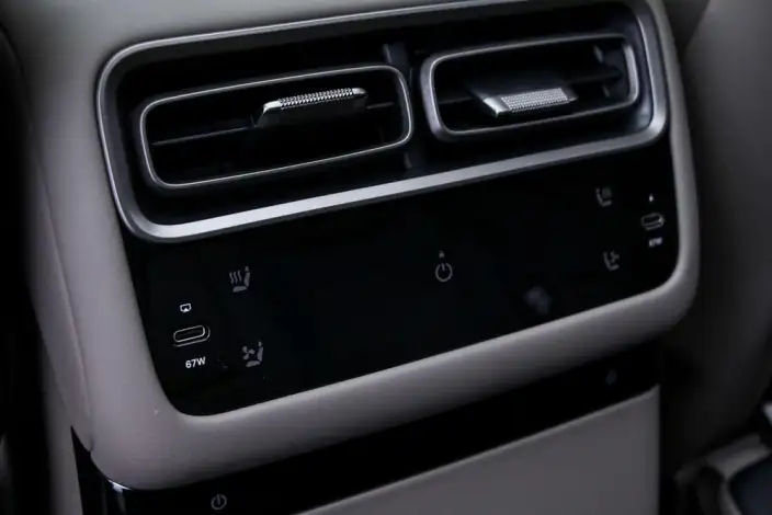 Li Auto i6 2025 Model 2WD Standard Edition – фото 7