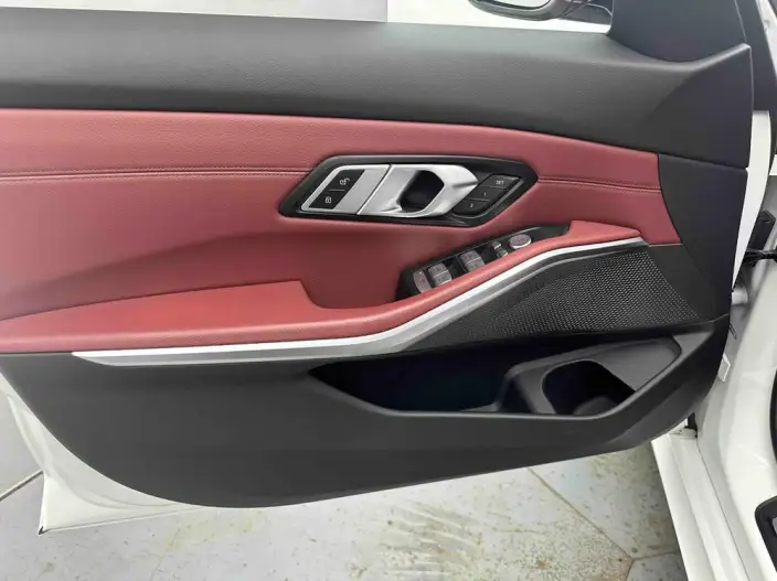 BMW 3 Series 2023 Model 320Li M Sports Set – фото 10