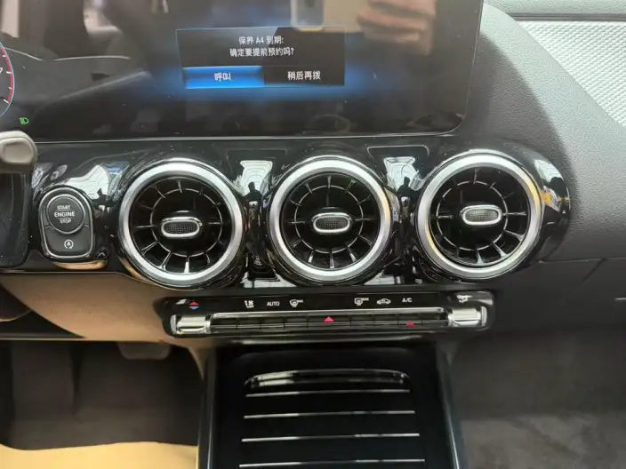Mercedes-Benz GLA 2022 Model GLA 180 – фото 10