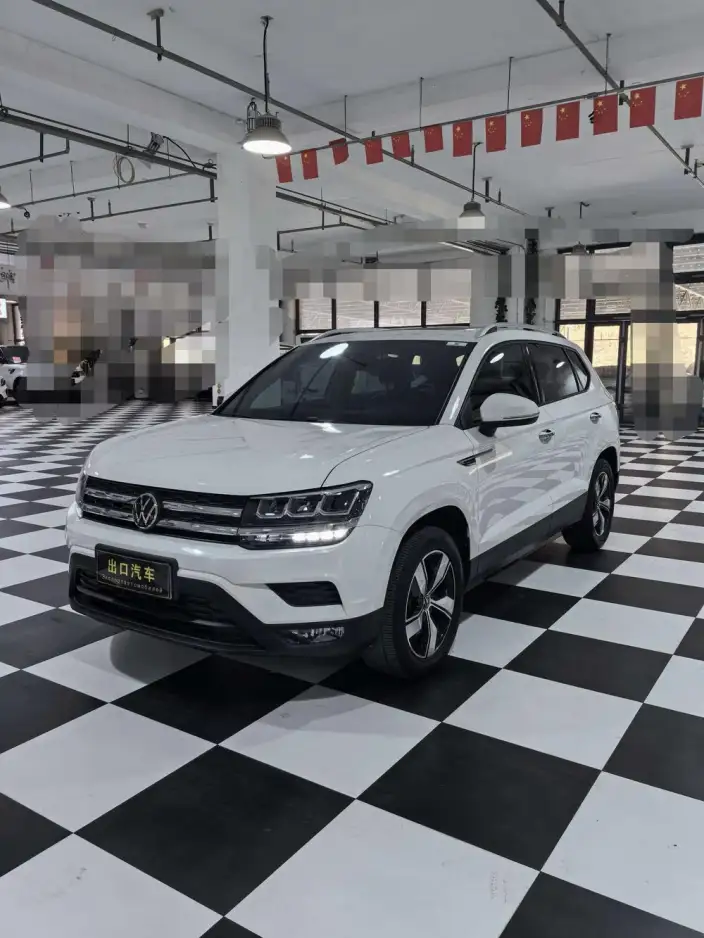 Volkswagen Tharu 2022 Model 280TSI 2WD Comfort Edition – фото 1
