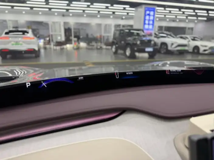 Xiaomi YU7 2025 Model 4WD Max Edition – фото 8