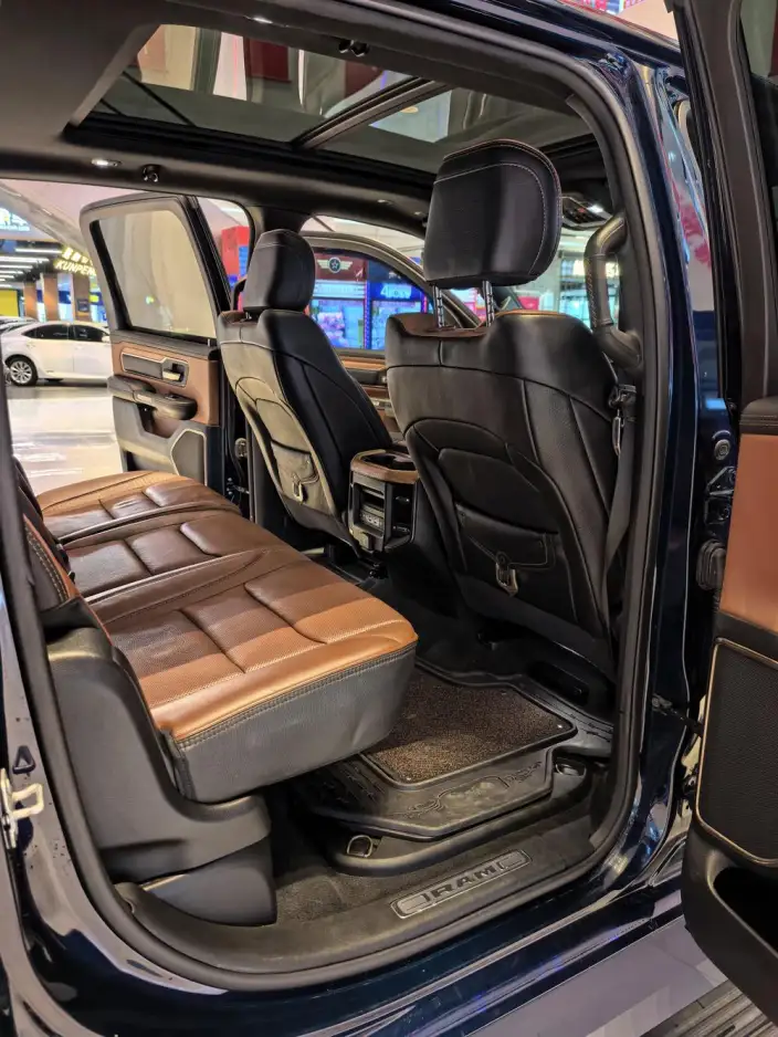 Rampage 2022 Model 5.7L Automatic 4WD 5 seat Parallel Imported – фото 10