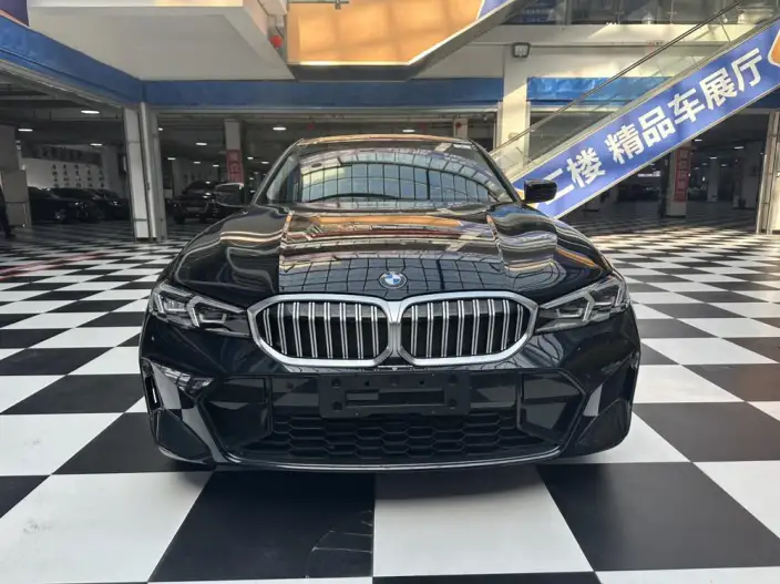 BMW 3 Series 2023 Model 320Li M Sports Set