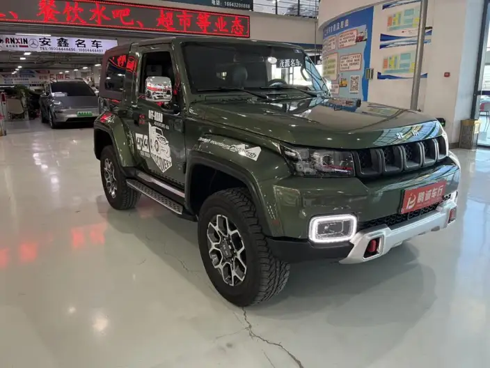 BAIC BJ40 2024 Model 2.0T Automatic 4WD Tribute to the 2020 Honor Edition – фото 3