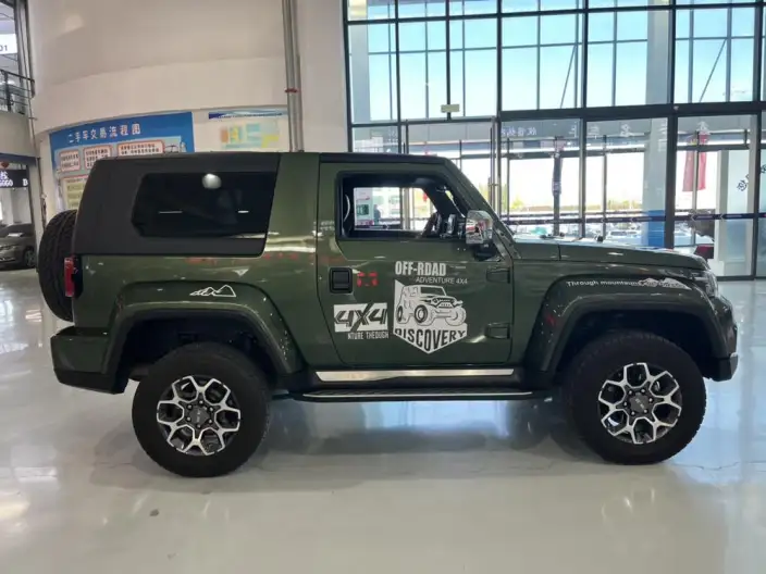 BAIC BJ40 2024 Model 2.0T Automatic 4WD Tribute to the 2020 Honor Edition – фото 8