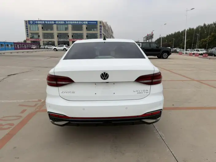 Volkswagen Lavida 2023 Model 280TSI DSG Manyi Edition – фото 5