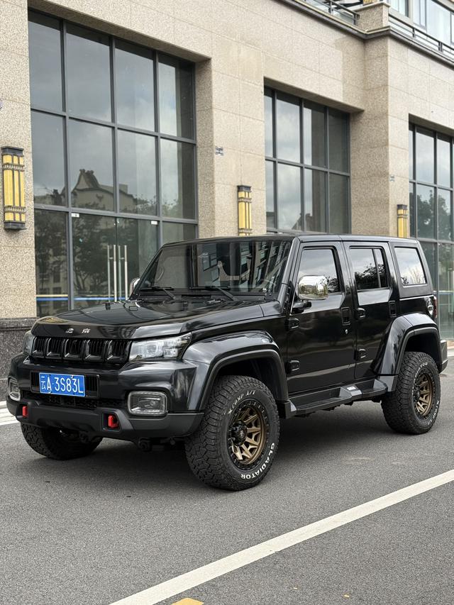 BAIC BJ40 2021 2.0D Automatic AWD Blade Hero Warrior