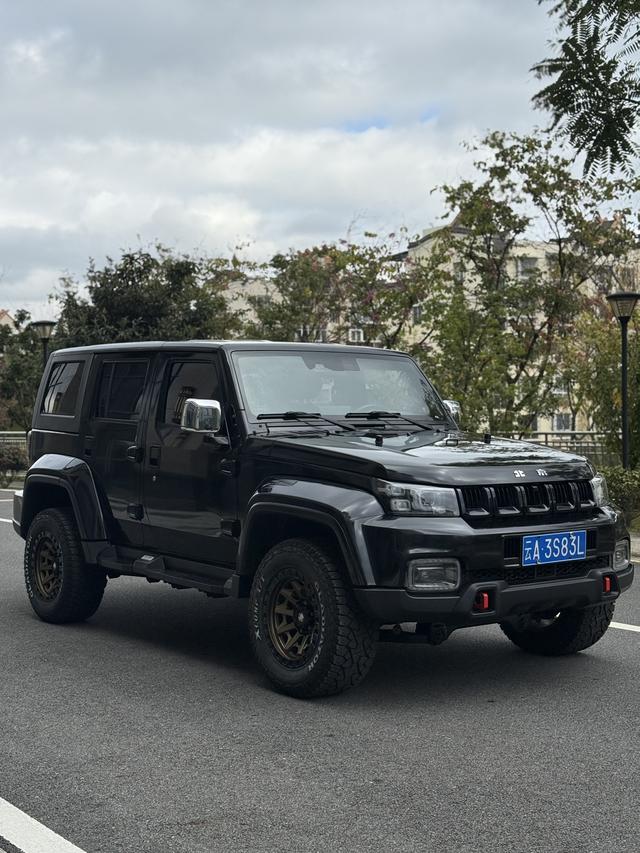 BAIC BJ40 2021 2.0D Automatic AWD Blade Hero Warrior