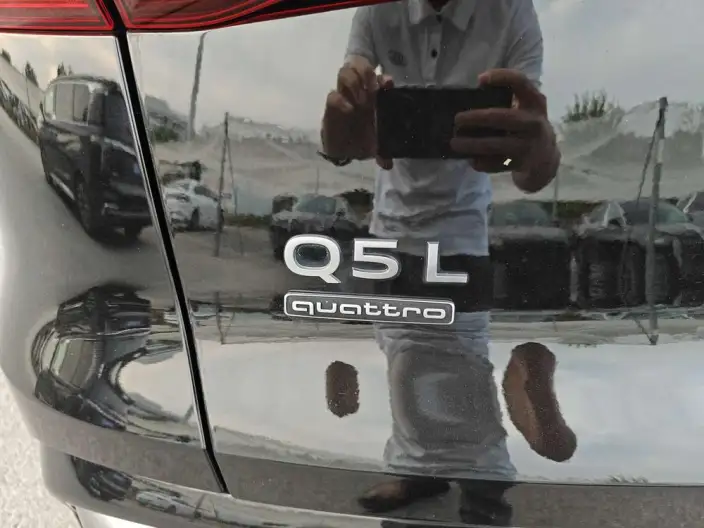 Audi Q5L 2026 Model 2.0T 10M Users Edition Edition – фото 7