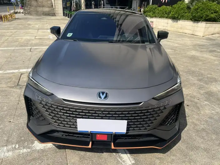 Changan UNI-V 2022 Model 2.0T Leading speed Edition