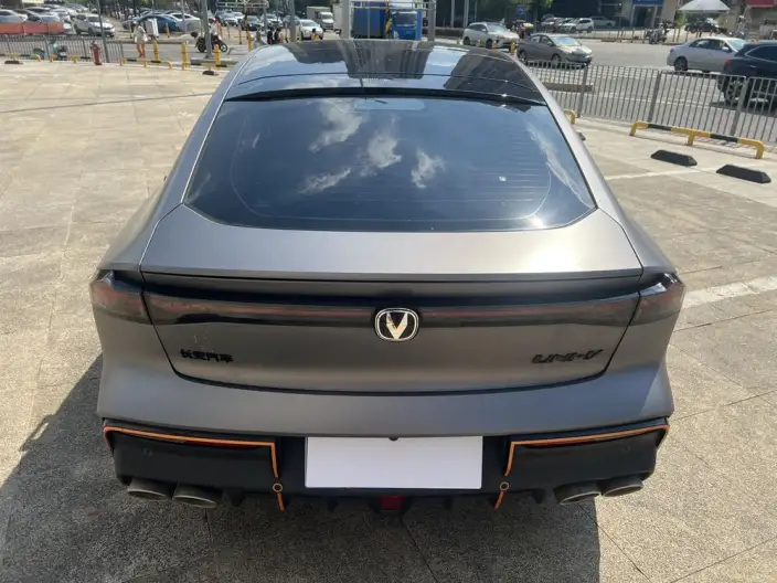 Changan UNI-V 2022 Model 2.0T Leading speed Edition – фото 5