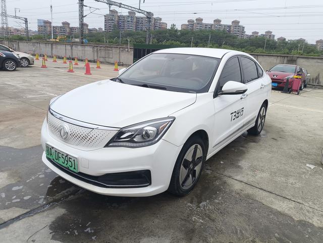 Dong f eng Aeolus E70 Модель 2020 года 500 Chao Xiang Edition – фото 1