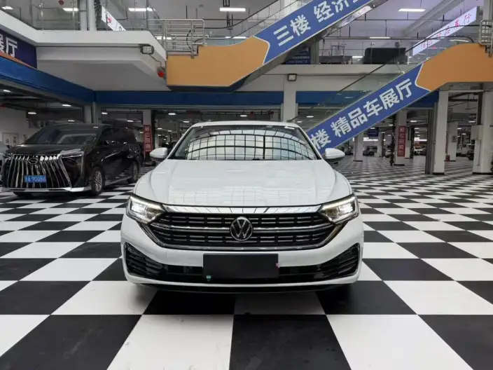 Volkswagen Sagitar 2023 Model 280TSI DSG Beyond Edition Lite