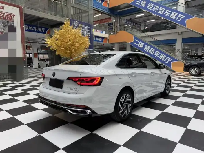 Volkswagen Sagitar 2023 Model 280TSI DSG Beyond Edition Lite – фото 6
