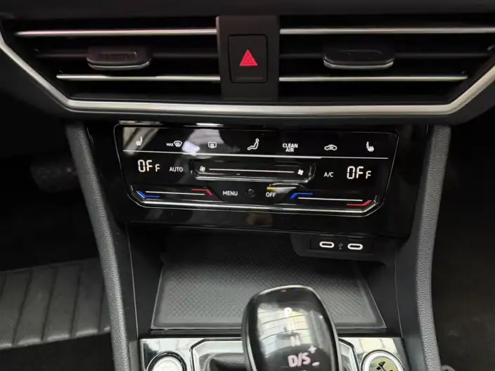Volkswagen Sagitar 2023 Model 280TSI DSG Beyond Edition Lite – фото 8