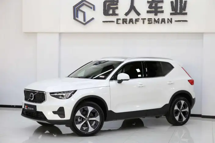 Volvo XC40 2023 Model B4 4WD Smart Range Deluxe Edition – фото 9