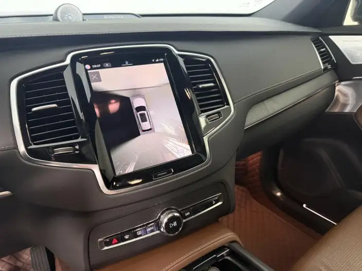 Volvo XC90 2023 Model B6 Smart Elegance Deluxe Edition 7 seat – фото 8