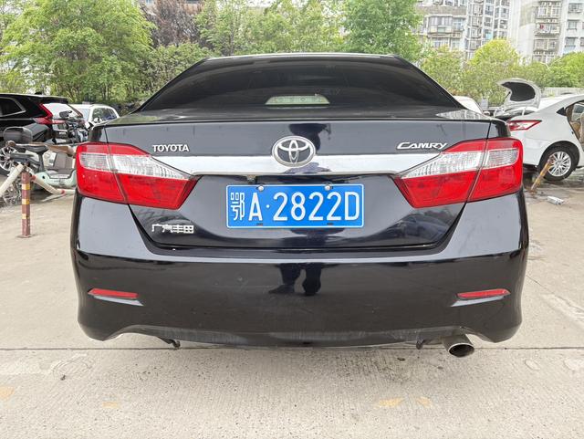 Toyota Camry 2013 модификация 2.0E Elite Edition – фото 8