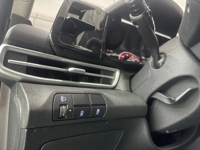 Hyundai Ioniq 2022 Model 1.5L CVT GLX Elite Edition – фото 8