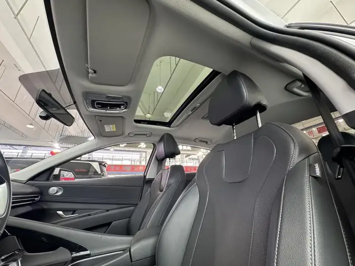 Hyundai Ioniq 2022 Model 1.5L CVT GLX Elite Edition – фото 10