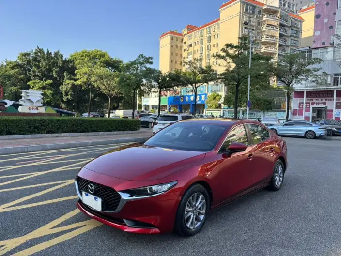 Mazda3 Axela 2022 Model 2.0L Automatic Zhi Engine Edition – фото 1