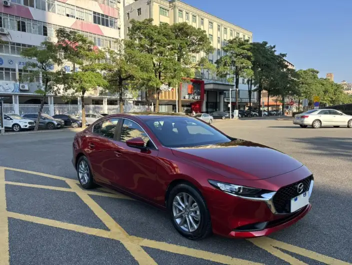 Mazda3 Axela 2022 Model 2.0L Automatic Zhi Engine Edition – фото 3