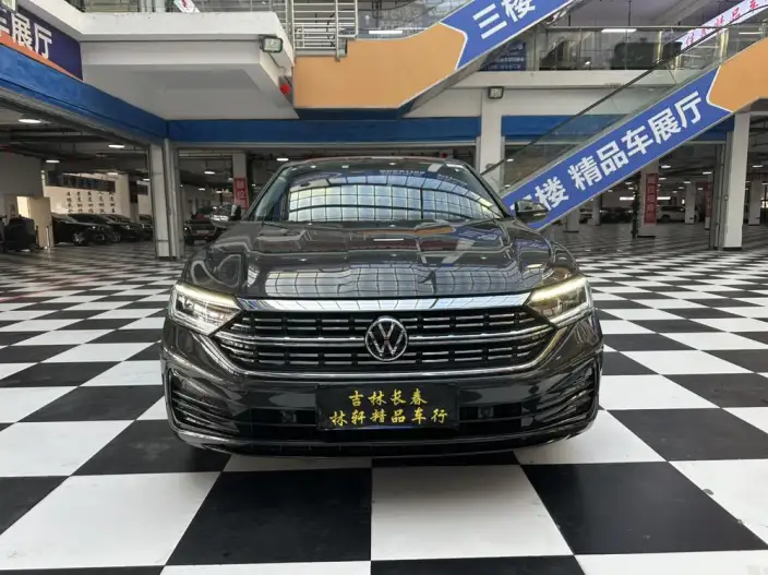 Volkswagen Sagitar 2023 Model 280TSI DSG Beyond Edition