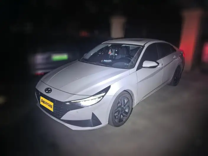 Hyundai Ioniq 2022 Model 1.5L CVT GLX Elite Edition – фото 1