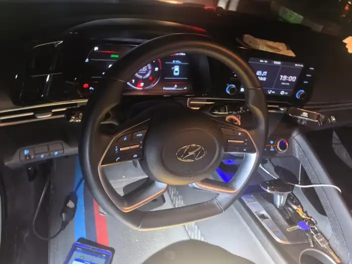 Hyundai Ioniq 2022 Model 1.5L CVT GLX Elite Edition – фото 7
