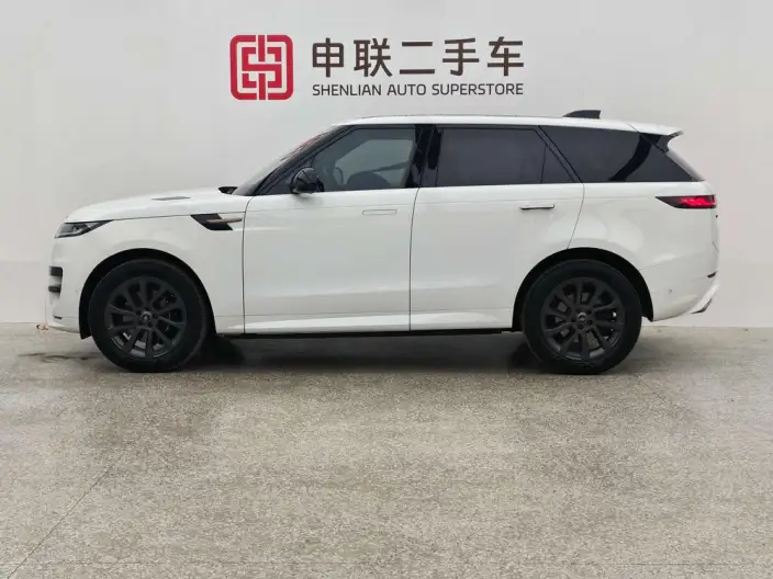 Range Rover Sport 2023 Model 3.0 L6 DYNAMIC SE