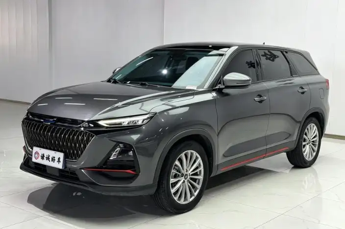 Changan Auchan X7 PLUS 2022 Model 1.5T Automatic Blue Whale Edition Exclusive Model – фото 1