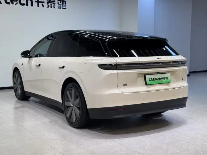 Li Auto i6 2025 Model 4WD Standard Edition – фото 5
