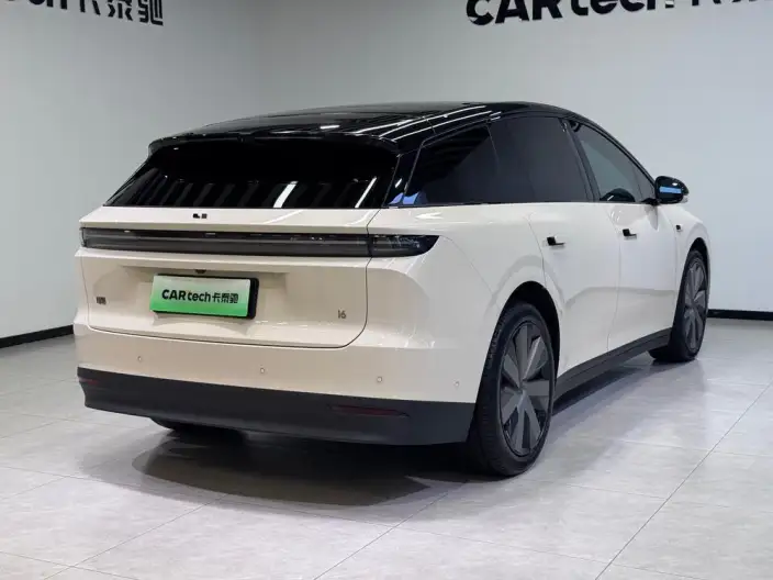 Li Auto i6 2025 Model 4WD Standard Edition – фото 7