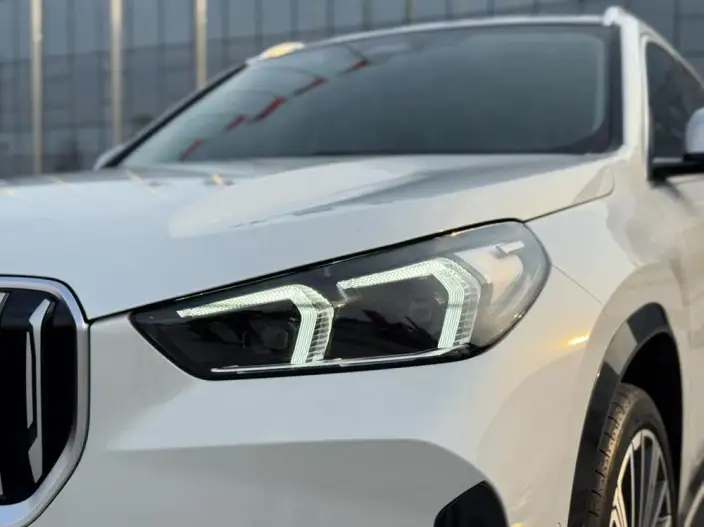 BMW X1 2023 Model xDrive25Li X Design Set – фото 7