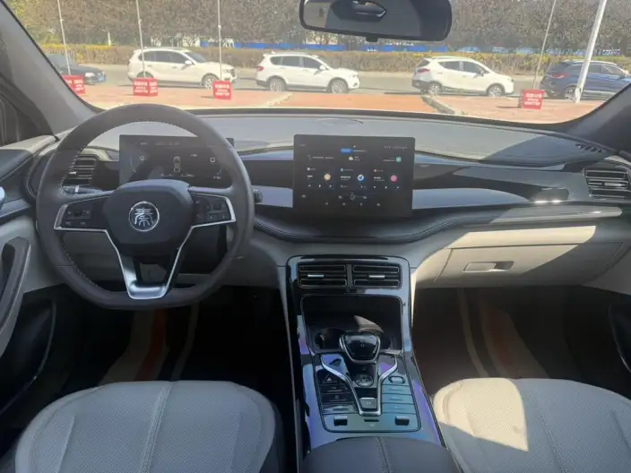 BYD Qin PLUS DM 2024 Model Honor Edition DM-i 55KM Leading Model – фото 7