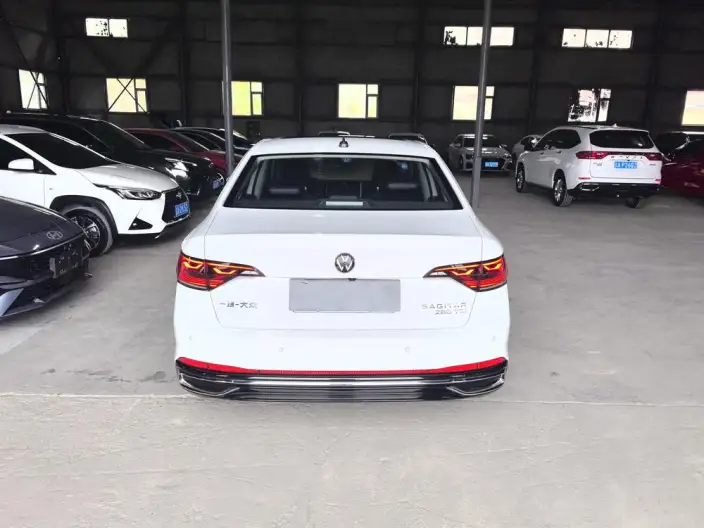 Volkswagen Sagitar 2023 Model 280TSI DSG Beyond Edition – фото 5