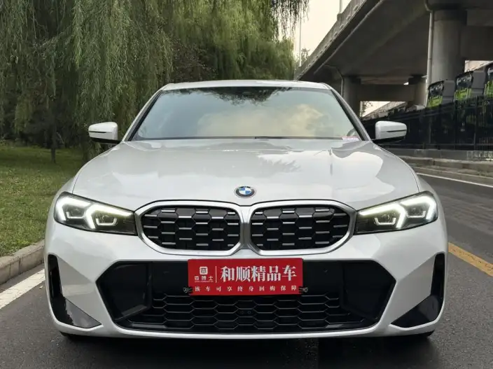 BMW 3 Series 2025 Model 325Li M Sports Set