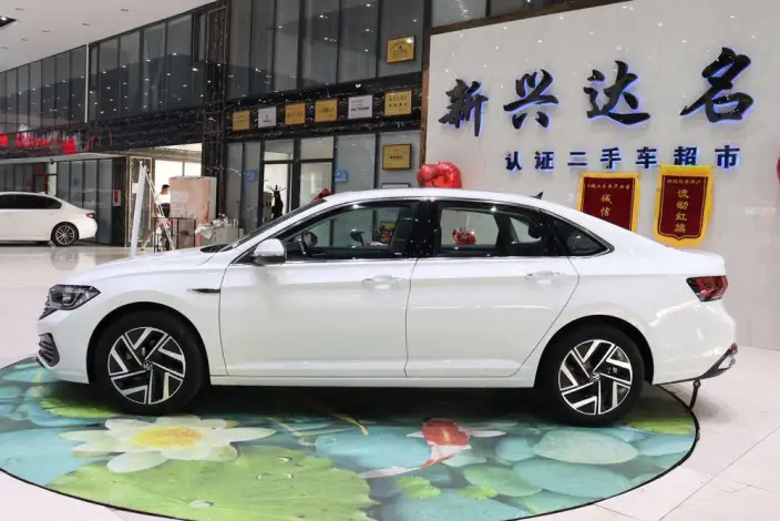 Volkswagen Sagitar 2023 Model 300TSI DSG Beyond Edition
